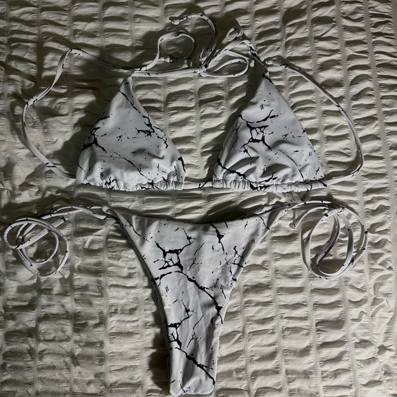 Swimwear - Picture 8 of 13